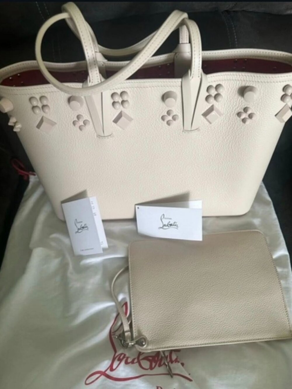 Christian Louboutin Cabata Courones